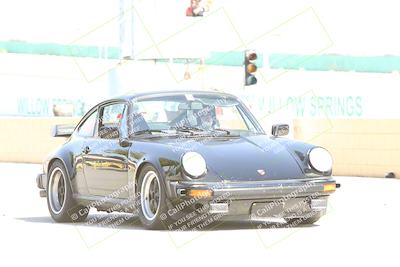 media/May-18-2022-Open Track Racing (Wed) [[f96b7d3cf4]]/Around the Pits/